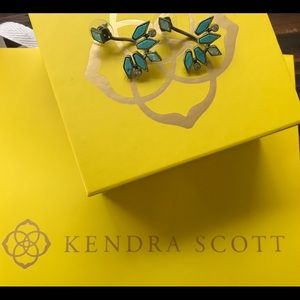 Kendra Scott Collette Earrings!